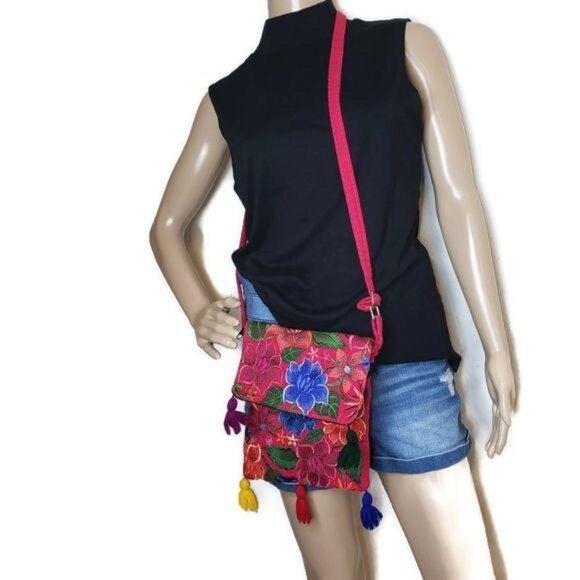 Handcrafted Floral Embroidered Crossbody Bag Pom Tassels zip closure festival - Picture 8 of 8